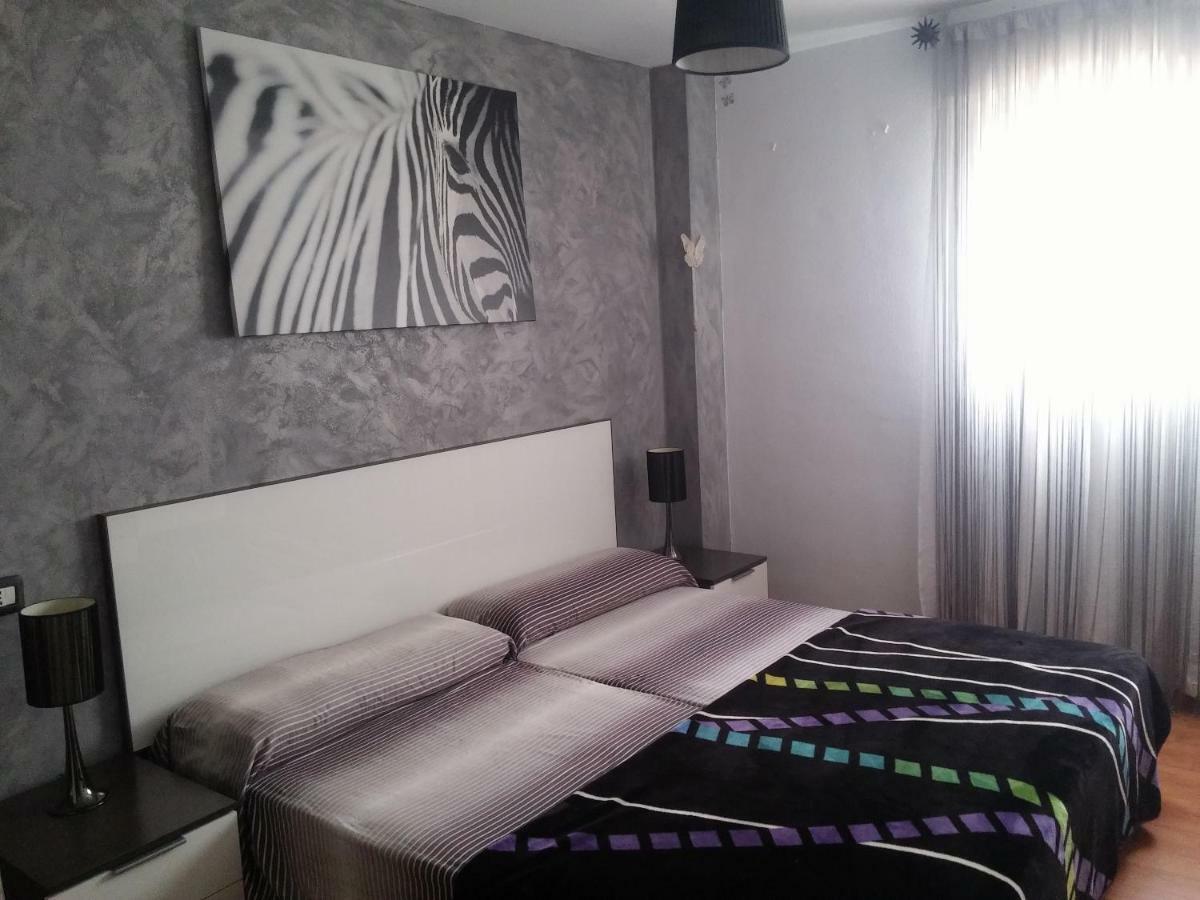 Piso Centrico, Amplio, Luminoso Y Familiar, Con Garaje Segun Disponibilidad Сан-Кристобаль-де-Ла-Лагуна Экстерьер фото